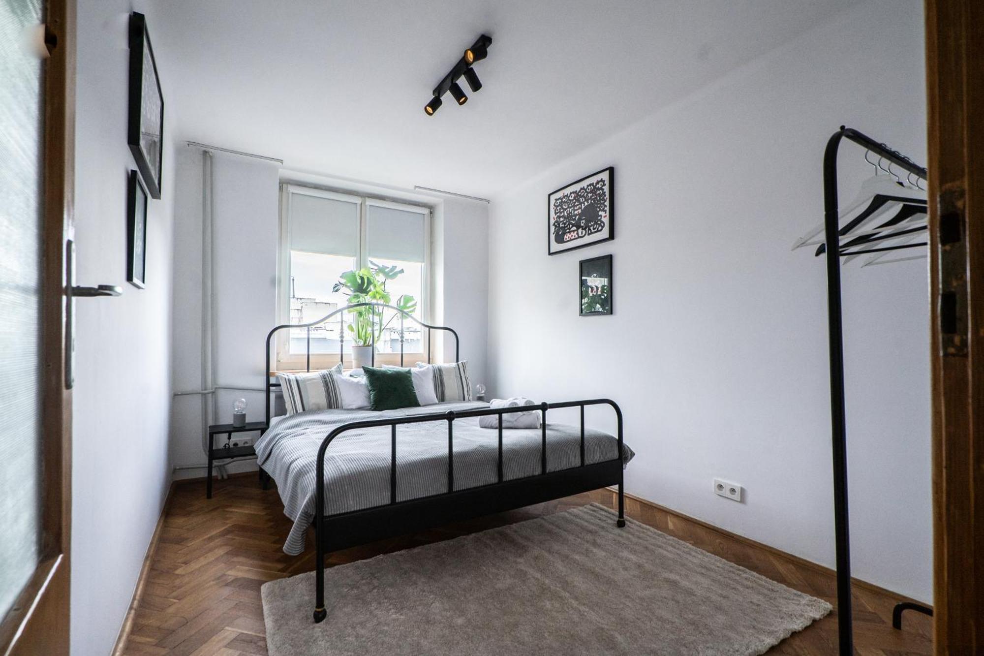 Oomph Warsaw Central Elegant Apartment Apartment